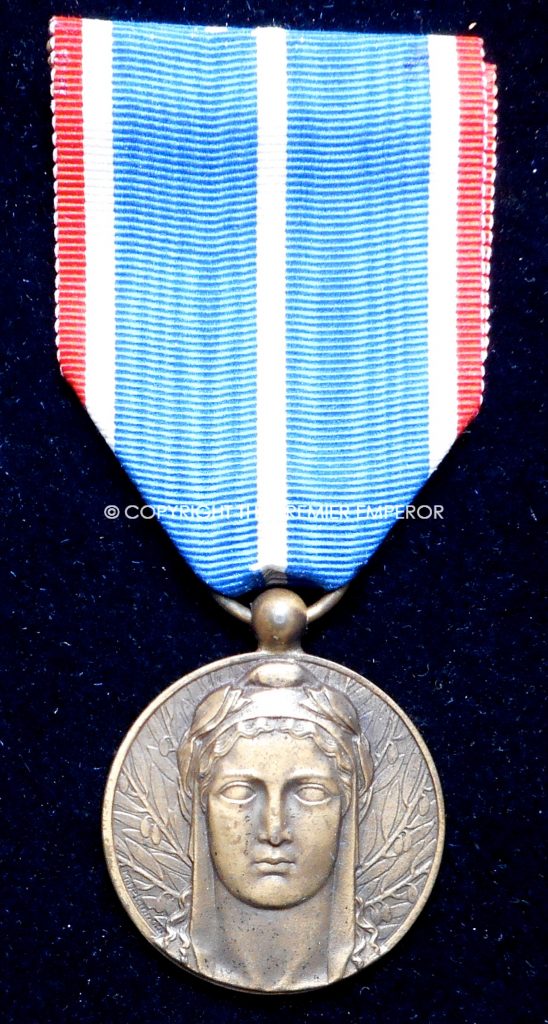 Médaille Ancienne : Fédération Des Anciens De Rhenanie Et De La Ruhr - Modèle 158-48/P38