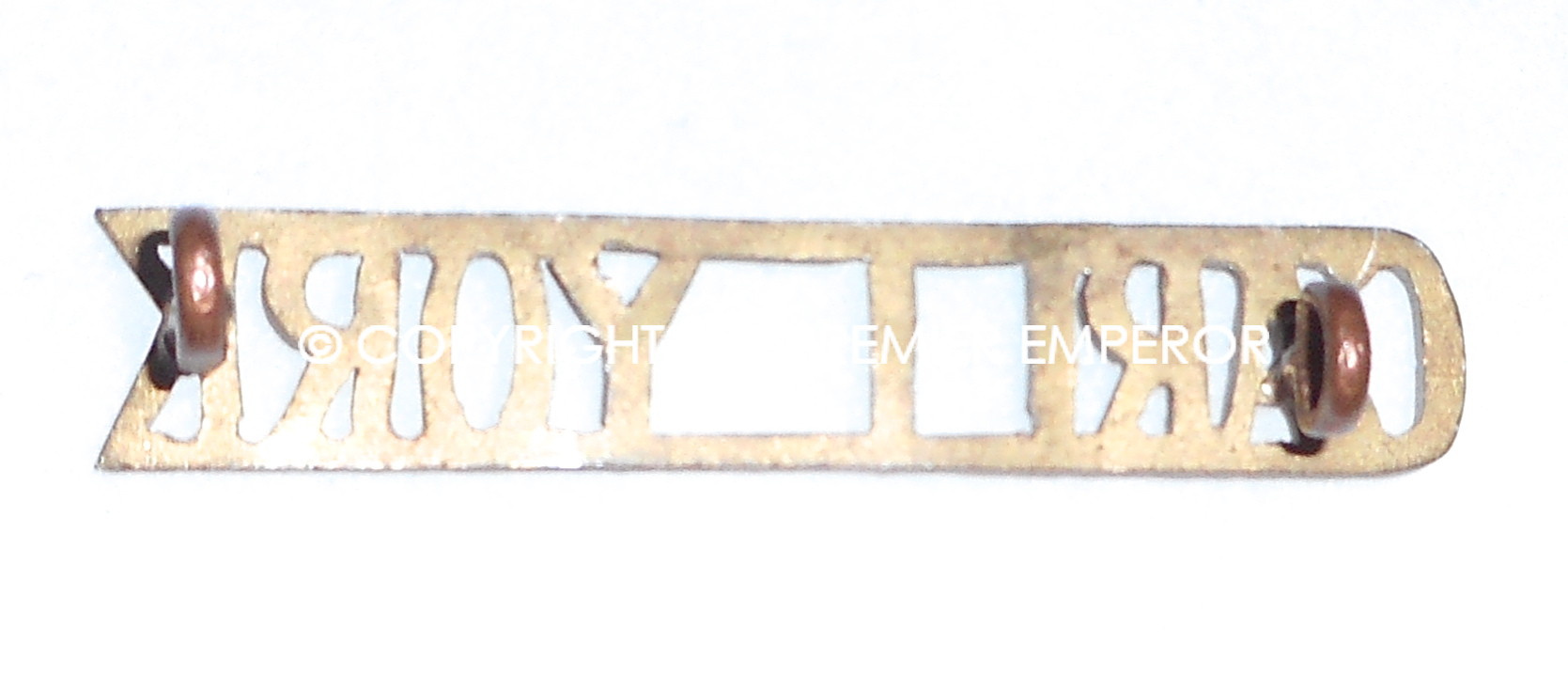 Canada. The Carlton & York Regiment metal shoulder title.Circa.1939